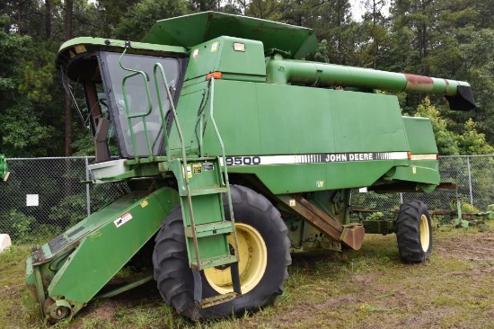 1990 John Deere 9500 2wd combine