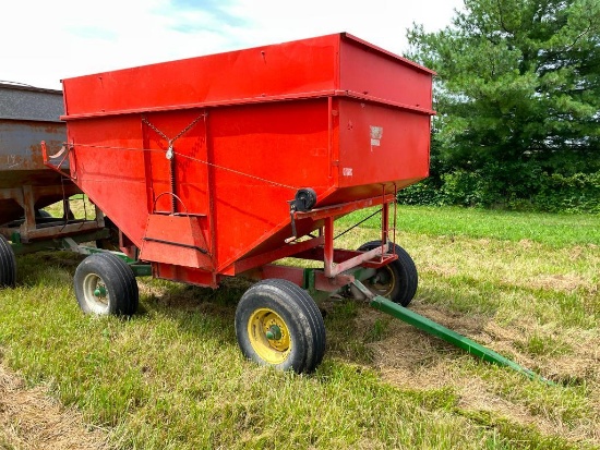 300 bu. gravity wagon on JD gear