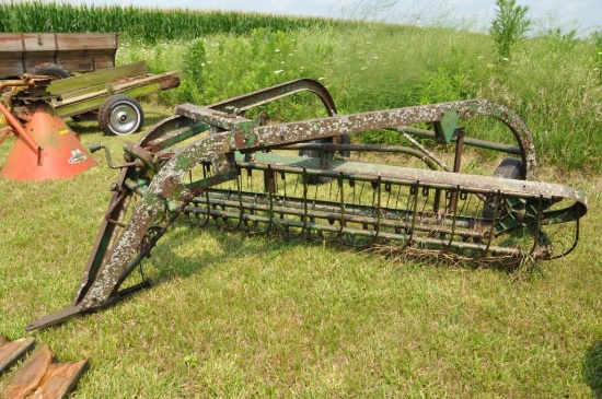 John Deere 4-bar hay rake