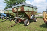 Parker 300 bushel gravity wagon