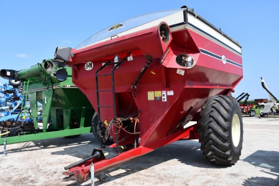 J&M 750 grain cart