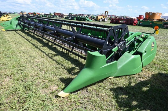 2011 John Deere 630F 30' HydraFlex platform