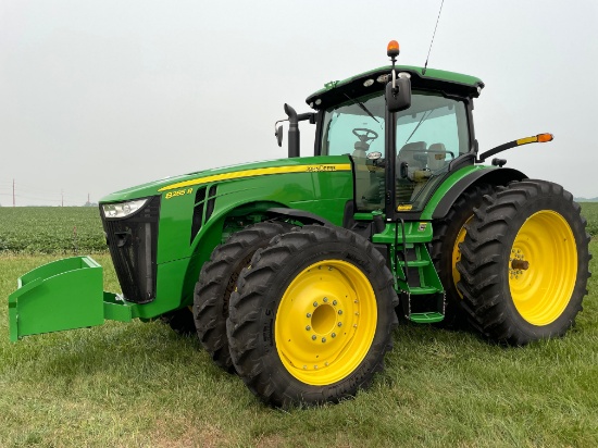 2013 John Deere 8285R MFWD tractor