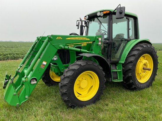 2010 John Deere 6430 Premium MFWD tractor