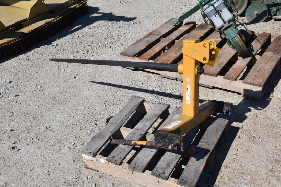 Tarter 3-pt. bale spear