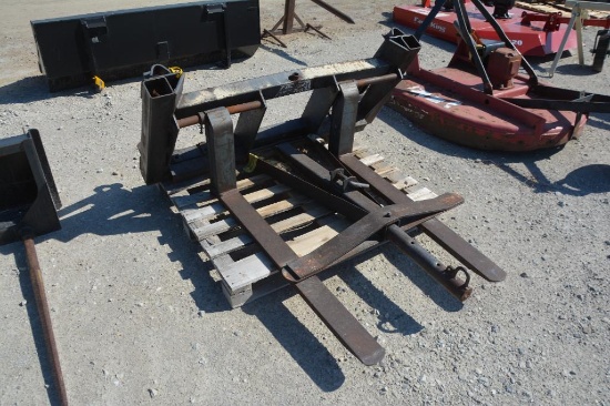 44" pallet forks and boom