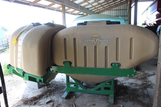 Great Plains seed and fertilizer tanks off of Great Plains YP1625