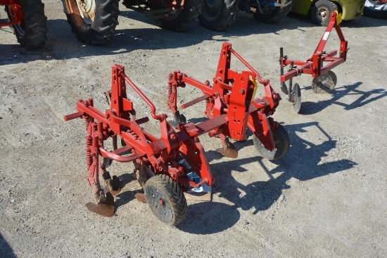36" 3-pt. cultivator