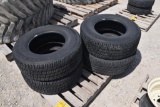 (4) Michelin 285/70R17 tires