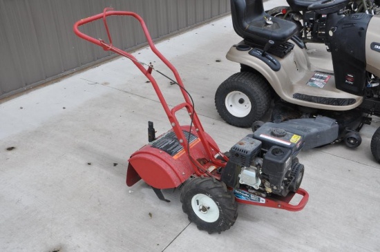 Earthquake rear tine garden tiller