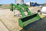 John Deere 158 loader