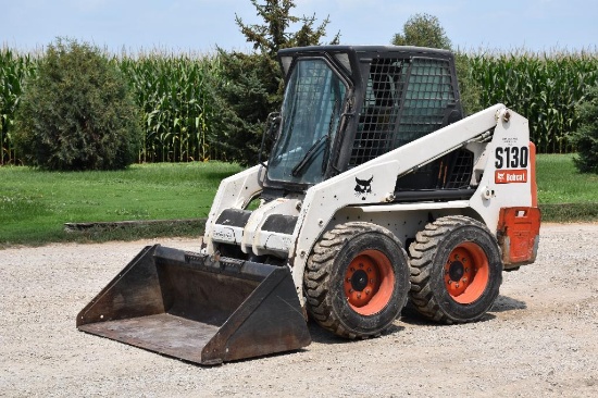 Bobcat S130 skid loader