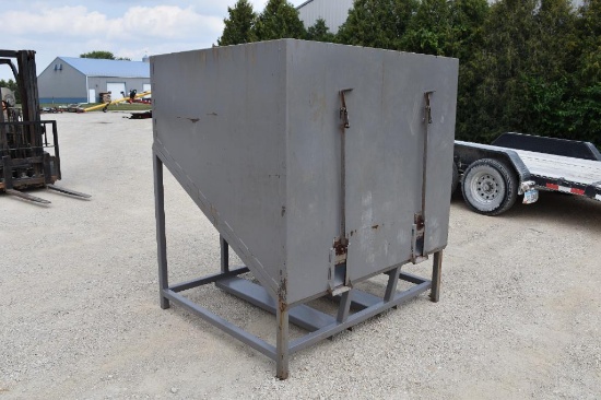 2,000lb portable feed bin