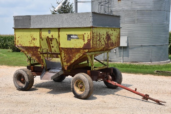 Parker 225 bu. gravity wagon on Westendorf running gear