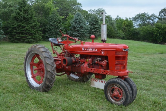 1942 Farmall H 2wd NF tractor