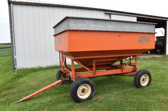 Bradford 165 gravity wagon on Kory 8-ton running gear