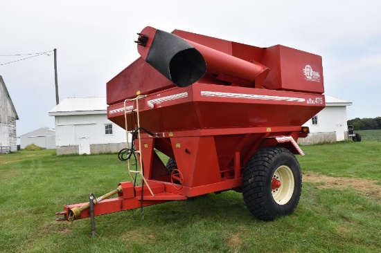 EZ Trail 475 grain cart