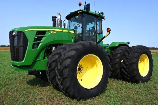 2011 John Deere 9530 4wd tractor