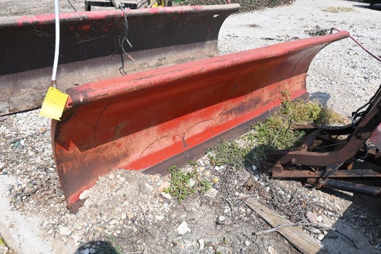 7'6" Snowplow