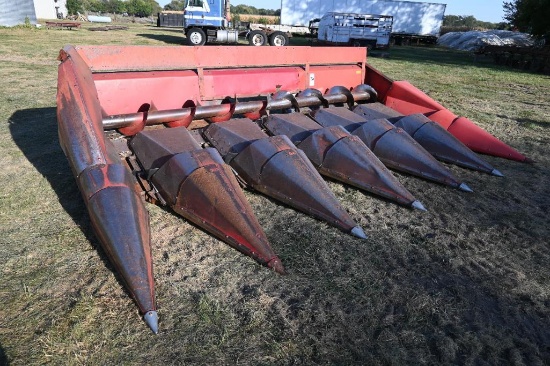 Case-IH 1063 6 row 30" corn head