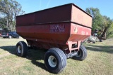 M&W B400 400 bu. little red wagon on newer WW2214 Westendorf gear