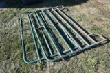 (2) 8' corral panels
