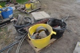 Pallet of items