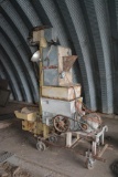 Automatic Equipment LPM 400 Roller Mill