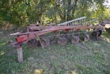 IHC 720 6-bottom plow