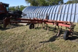 IH 55 12-shank chisel plow