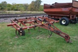 International 55 12 shank chisel plow