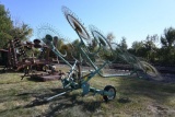 John Deere 702 11-wheel hay rake