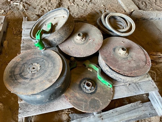Pallet of JD planter parts