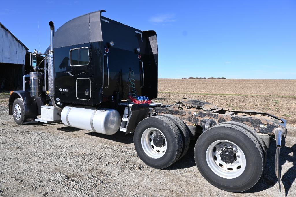 2002 Peterbilt 379 semi | Proxibid
