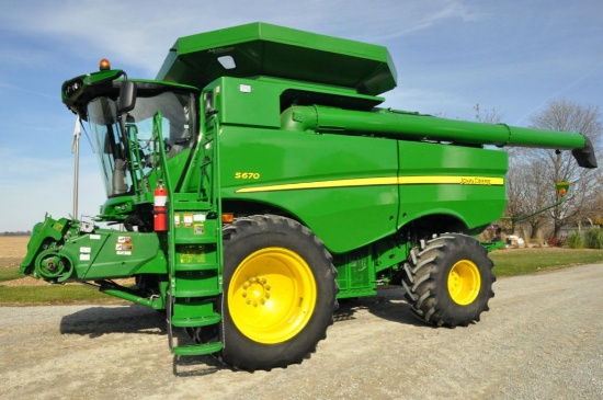 2014 John Deere S670 4wd combine