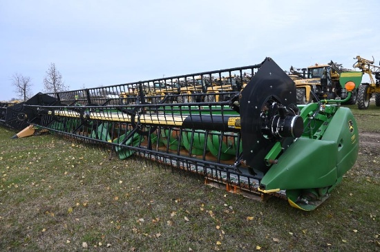 2005 John Deere 630F 30' HydraFlex grain platform