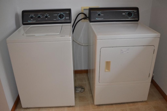 Amana Heavy Duty Washer & Matching Electric Dryer