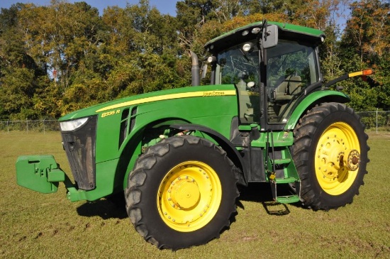 2013 John Deere 8335R MFWD tractor