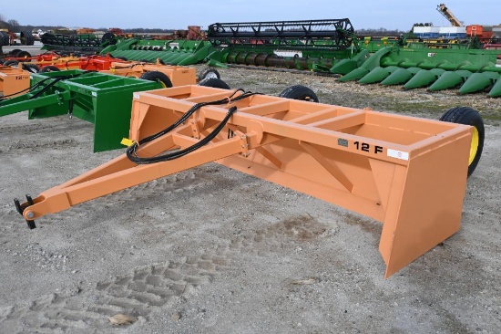 Industrias America F12 12' pull-type box blade