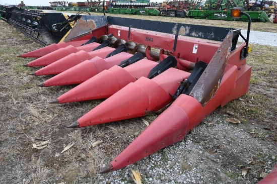 Case-IH 1063 6 row 30" corn head