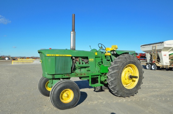 1969 John Deere 4520 2wd tractor