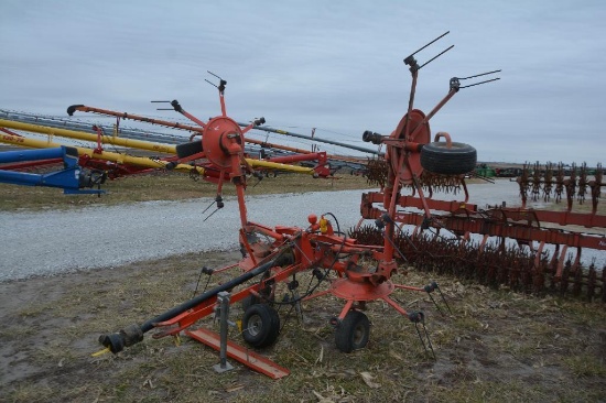 Kuhn GF5001 THA 4 basket hay tedder