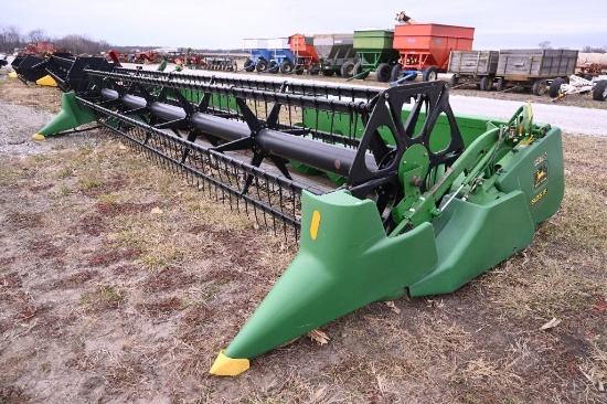 John Deere 925F 25' grain platform