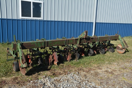 Imperial 6 row 30" 3-pt. cultivator