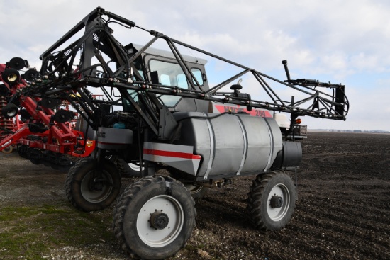 Hagie 284 self-propelled sprayer