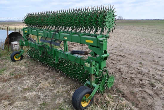 John Deere 400 30' rotary hoe