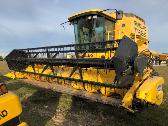 New Holland 74C 20' grain platform