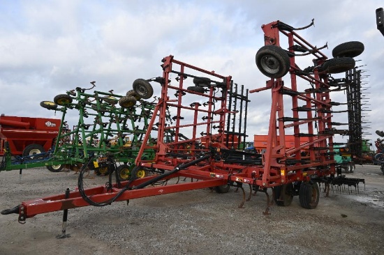 Case-IH Tigermate II 36' field cultivator