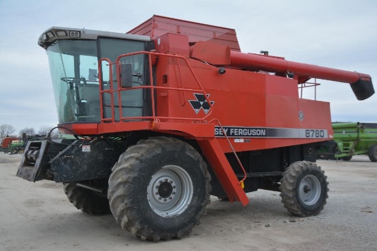 1998 Massey Ferguson 8780 2wd combine