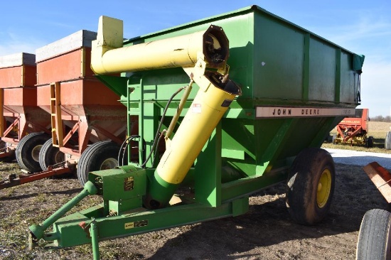 John Deere 1210 grain cart